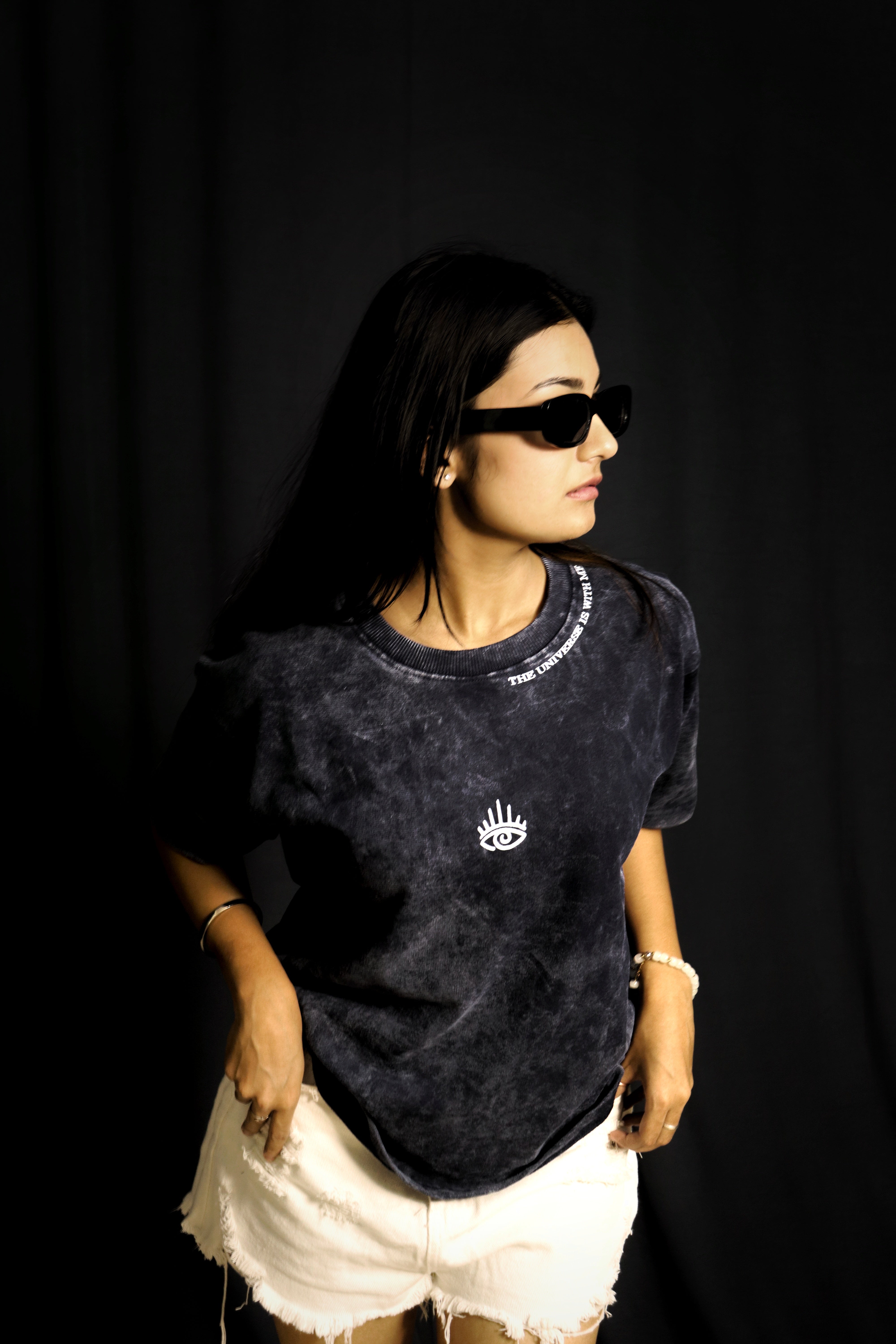 YAMIZ — Midnight Vision Oversized Tee